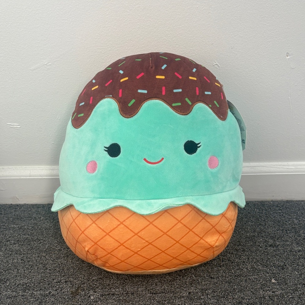 Maya Ice cream Squishmallow